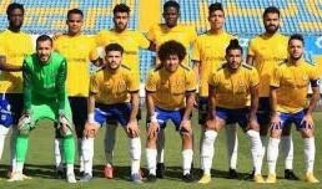 رئيس جامعة بني سويف يشهد افتتاح حمام السباحه