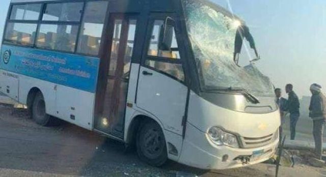 جانب من إزالة حالات التعدي بكفر الدوار
