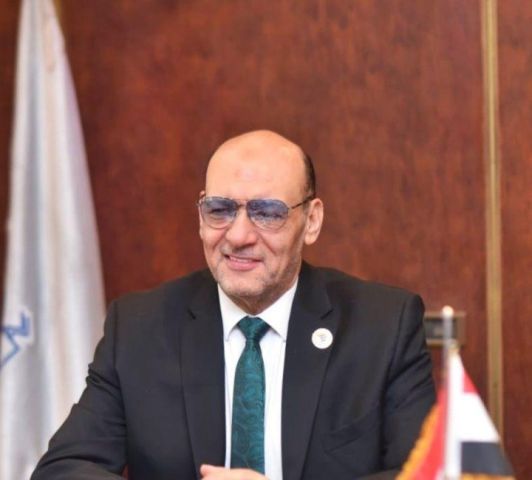 الدكتور حسين أبو العطا