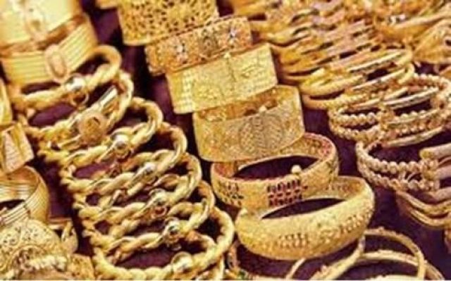 حملة إزالة أدور مخالفة بأبراج بطوخ والقناطر
