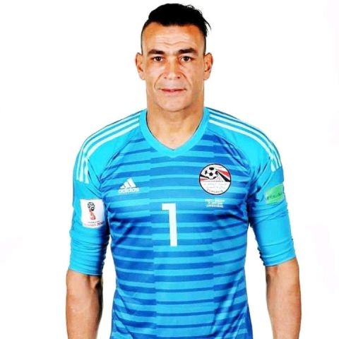 رئيس جهاز النظافة أثناء حملات التطهير بالمحلة