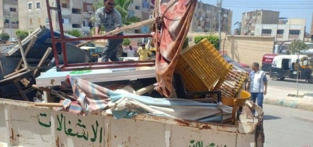 جانب من التوريد 