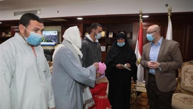 عمرو يوسف