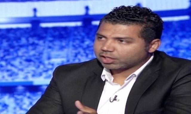 أثناء صيانة كشافات الانارة