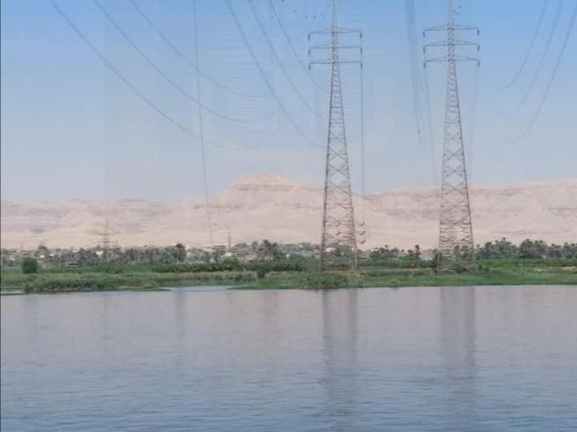 سقوط كابل ضغط عالي بمياه النيل بالأقصر 
