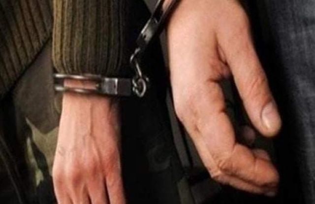 اثناء تسليم الدفعات 