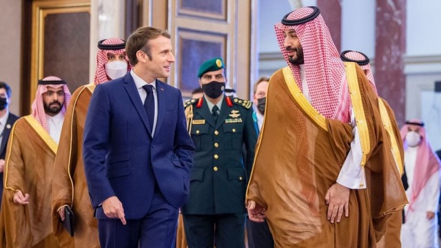 الأمير محمد بن سلمان و الرئيس الفرنسي إيمانويل ماكرون