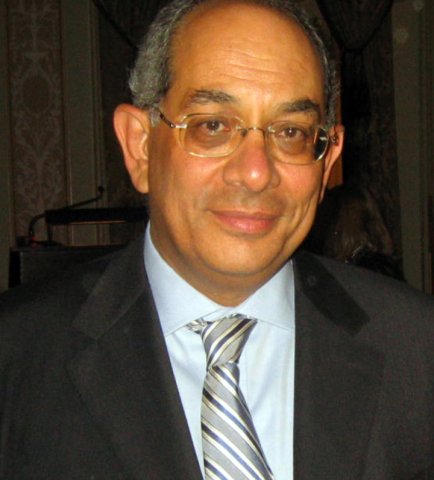 وزير المالية الأسبق