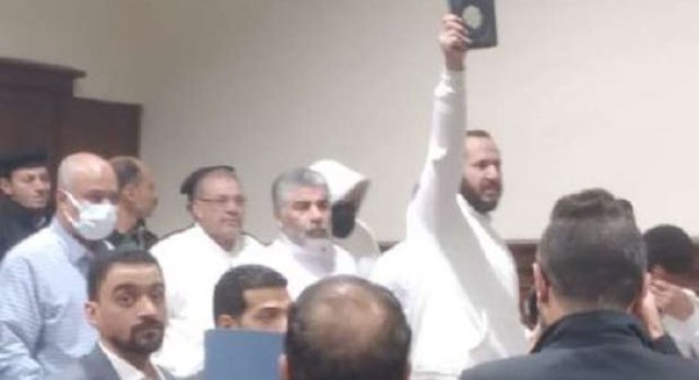 قضية الآثار الكبري