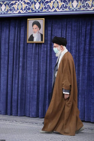 المرشد الأعلى للثورة  الإيرانية علي خامنئي 