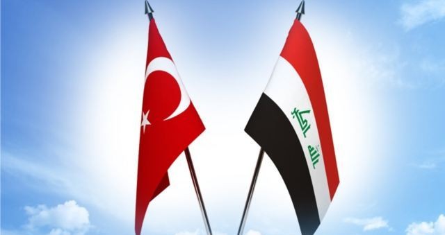 علم العراق و علم تركيا