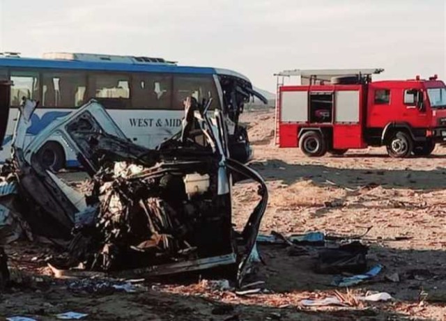 الصحة: الدفع بـ 25 سيارة إسعاف في حادث أتوبيس جنوب سيناء