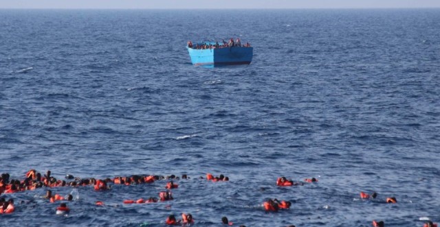 غرق مهاجرين قبالة السواحل الجزائرية 
