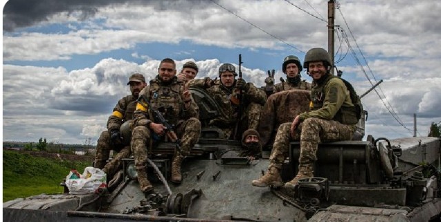 عناصر من القوات الانفصالية في دونيتسك 