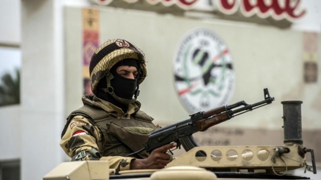 مقتل 10 عناصر إرهابية شديدة الخطورة بشمال سيناء