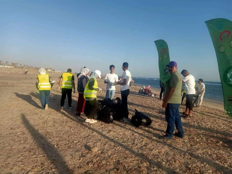 مبادرة للقضاء على المخلفات البلاستيكية في شواطئ جنوب سيناء