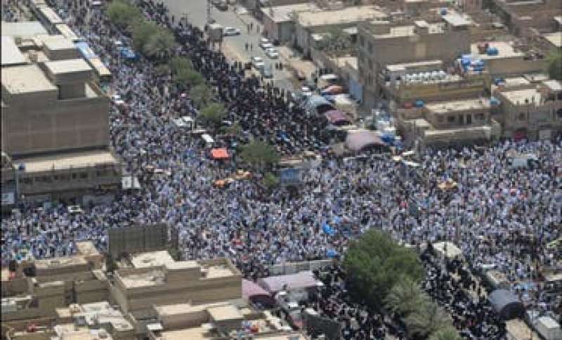 جانب من حشود التيار الصدري في بغداد 