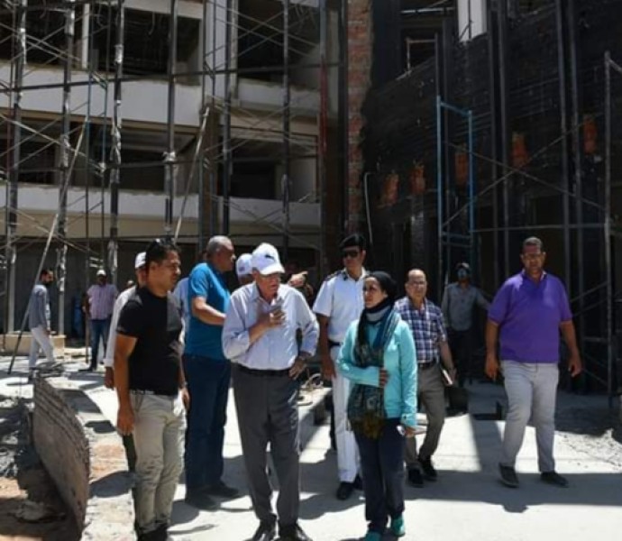 فودة يتابع معدلات ونسب التنفيذ للأعمال بمبنى مدينة شرم الشيخ