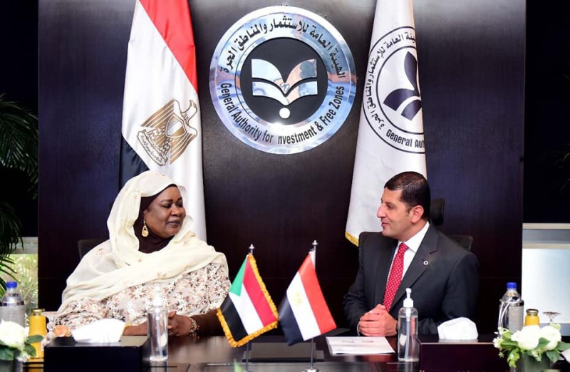 رئيس هيئة الاستثمار يبحث مع وزيرة التعاون السودانية إقامة مشروعات مشتركة