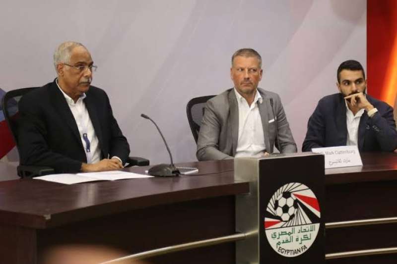 اتحاد الكرة يعلن قائمة الحكام الدوليين للموسم الجديد