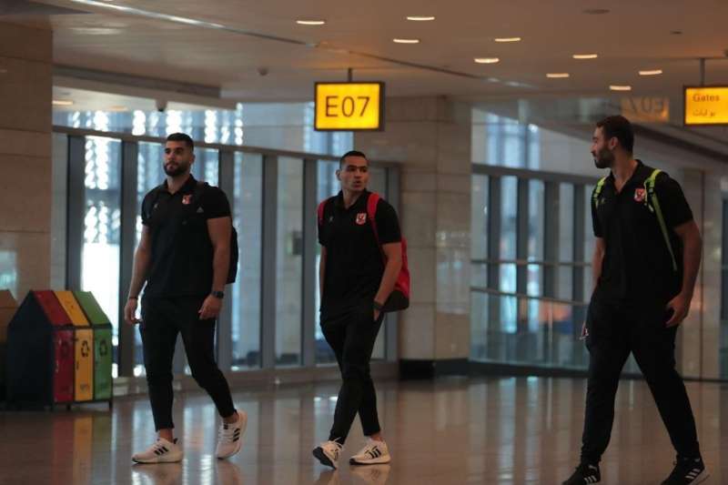 بعثة رجال يد الأهلي تغادر لتونس للمشاركة ببطولة أفريقيا للأندية