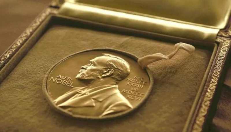 كم تبلغ القيمة المادية لجائزة نوبل الآن؟