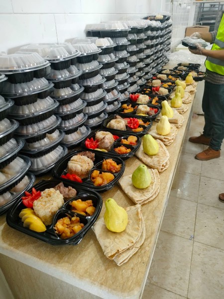 توزيع 27 الف وجبة غذائية على الاسر الاولى بالرعاية بالبحيرة