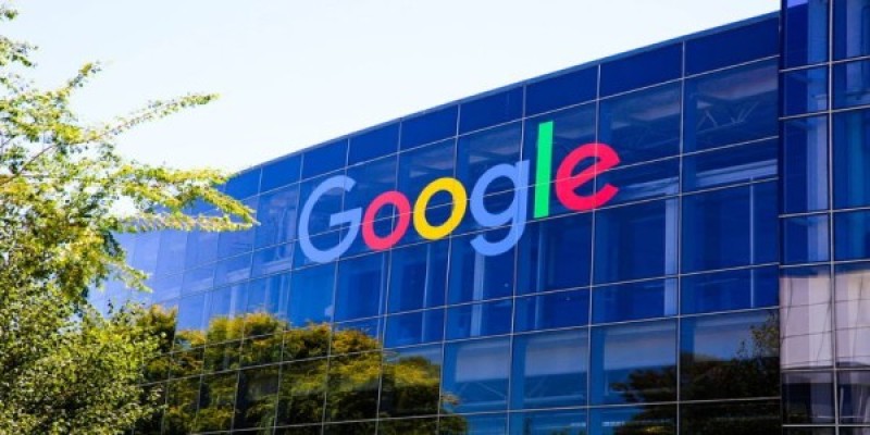 جوجل تحظر 16 تطبيقاً خطيراً من متجرها ( اعرف السبب)