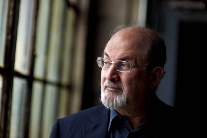عقوبات أمريكية على مؤسسة إيرانية رصدت مكافأة لقتل سلمان رشدي
