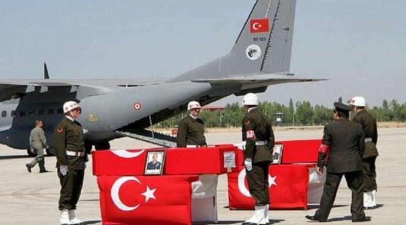 الدفاع التركية: مقتل عسكريين تركيين شمالي العراق بانفجار عبوة ناسفة