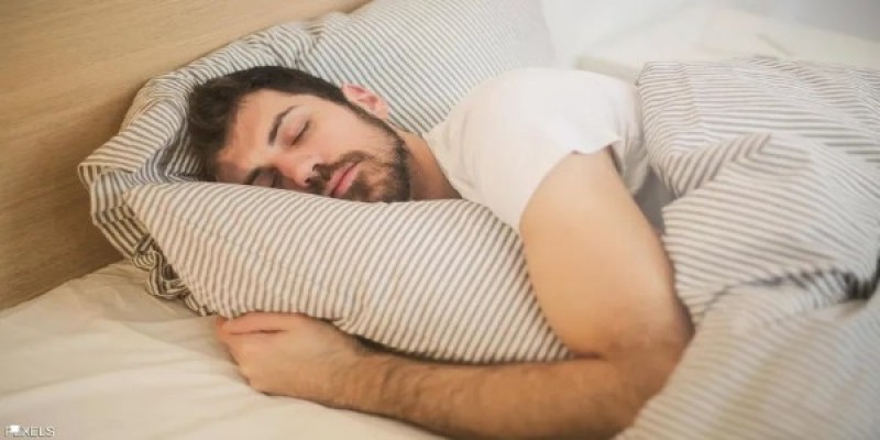 دراسة حديثة: النوم أقل من 7 ساعات يوميا يسبب هذا المرض