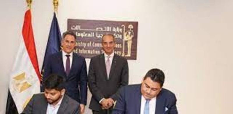 الاتصالات: توقيع اتفاقية لتوفير خدمات استضافة البيانات داخل مصر