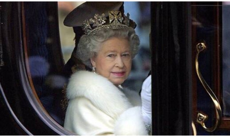 وسائل إعلام بريطانية تكشف سبب وفاة الملكة اليزابيث الثانية