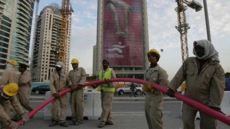 العمال في قطر