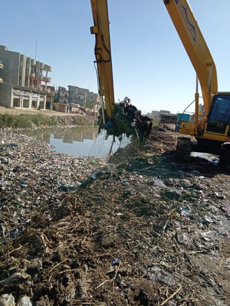 حملة نظافة واسعة بمركز ومدينة المحلة