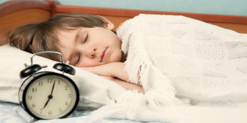 باحث بطب نيويورك يكشف أسرار النوم الصحي