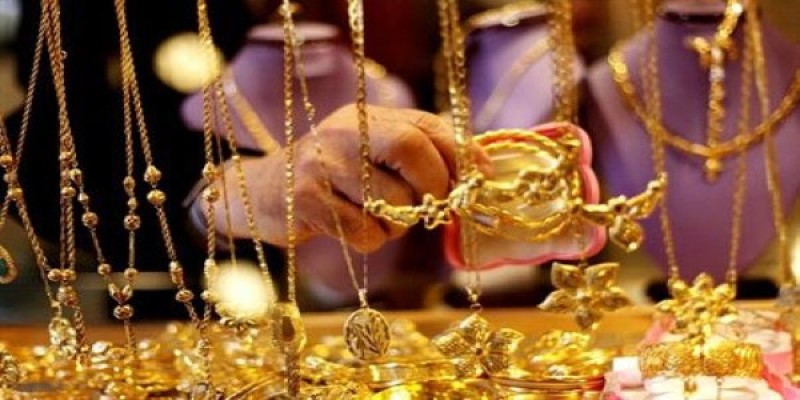 تراجع عنيف لسعر الذهب بالأسواق وعيار 18 الى 1650 جنيها
