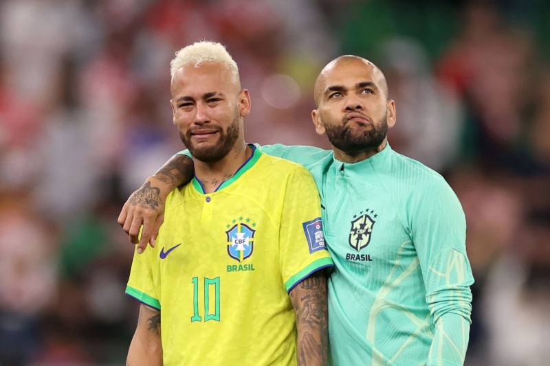 نيمار يبكي عقب هزيمة البرازيل 