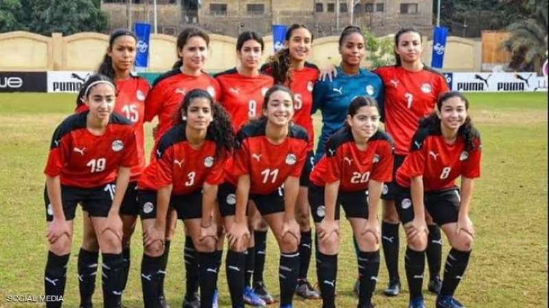 لاعبات منتخب مصر للكرة النسائية يخضعن لقياسات بدنية
