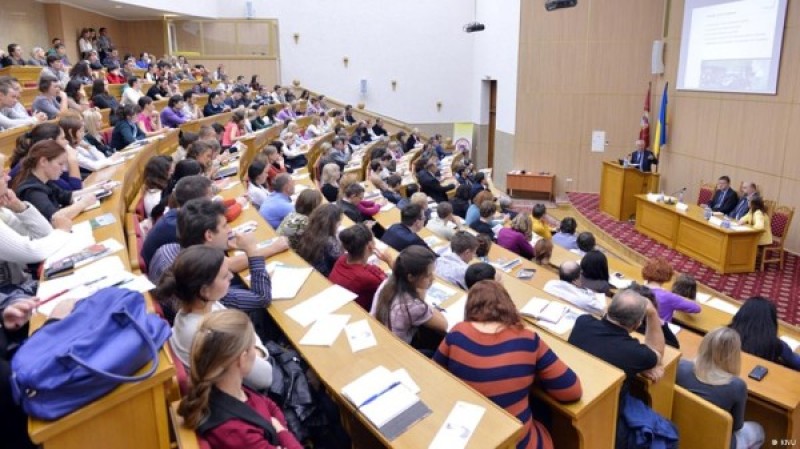 طلاب مصر بجامعات روسيا يستغيثون بالسيسي: أنقذونا مستقبلنا بيضيع
