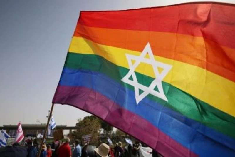 شارة المثليين على علم دوله الإحتلال 