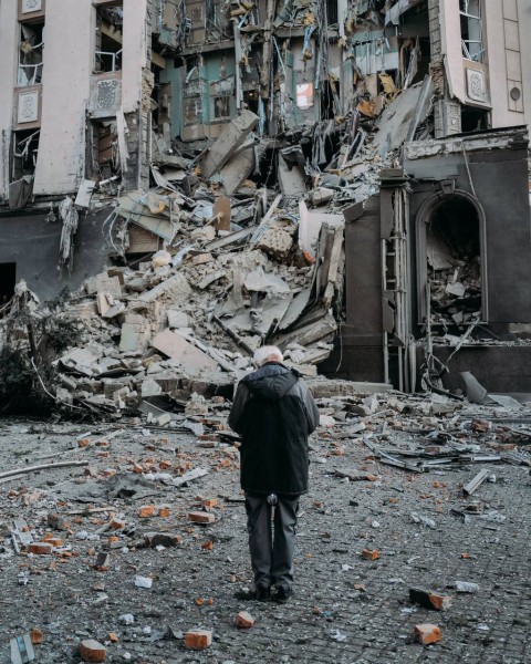 اثار قصف روسي 7لى كييف 