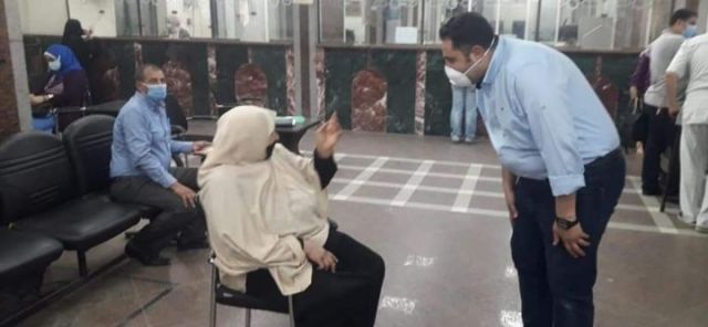 نائب محافظ القاهرة يتفقد المركز التكنولوجي