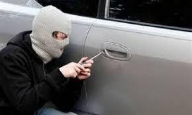 سرقة سيارات