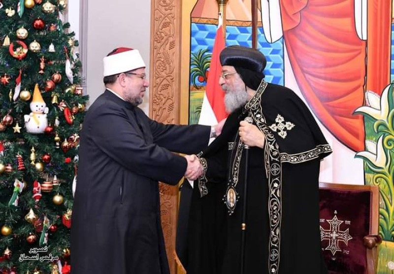 وزير الأوقاف يهنئ البابا بعيد الميلاد المجيد 