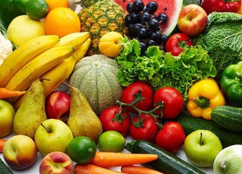 بسوق الجملة.. أسعار الخضراوات والفاكهة اليوم 29