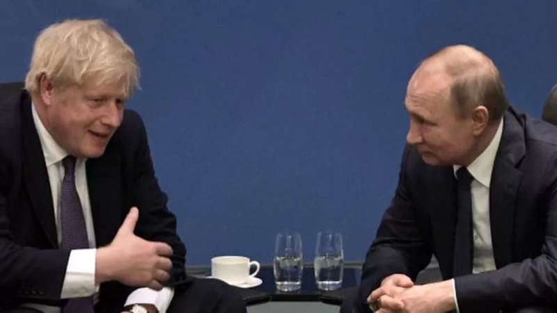 الرئيس الروسي و رئيس الوزراء البريطاني الأسبق 