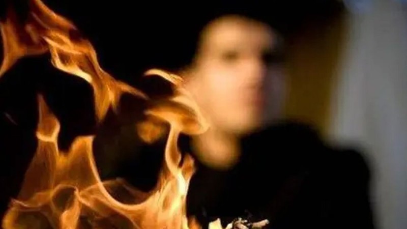 في غريان الليبية .. شاب يحرق أفراد أسرته الخمسة