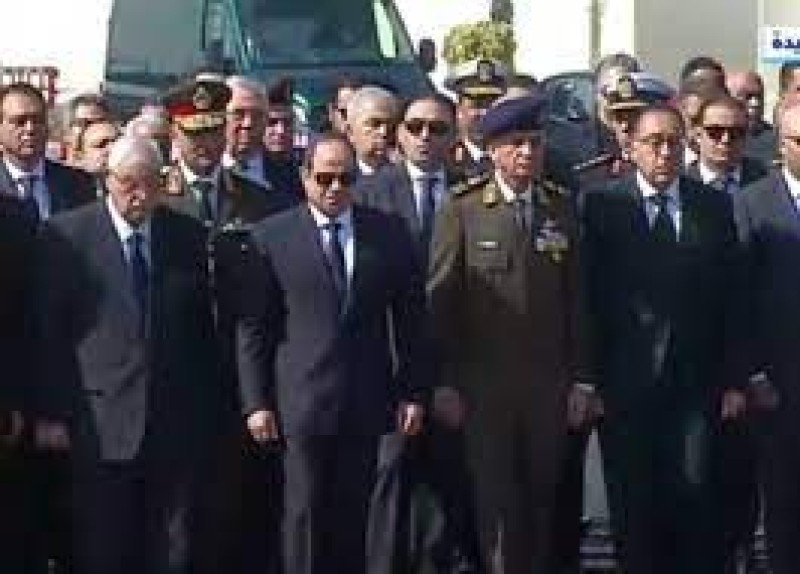 الرئيس السيسي بجنازة شريف اسماعيل