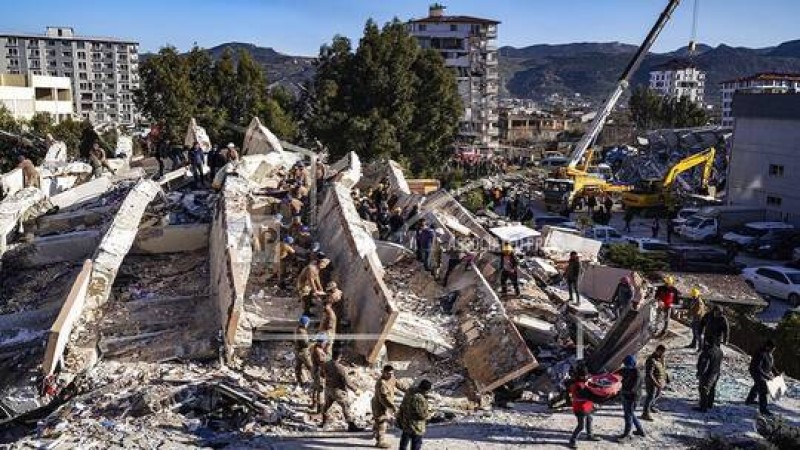 الجيش النمساوي يقرر تعليق أعمال الإنقاذ في تركيا (لماذا؟)
